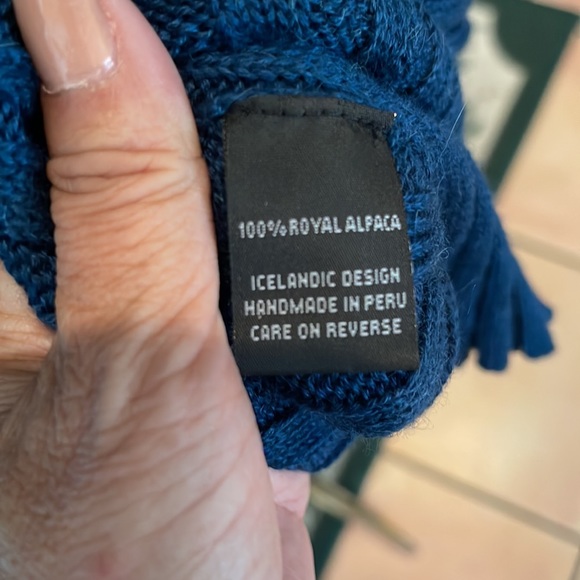 ELM by Matthildur NWT deep teal drop shoulder hi-lo mock neck. - Picture 7 of 12